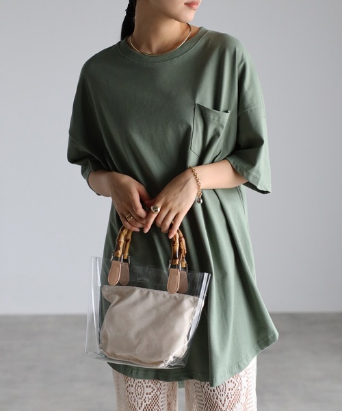 Fizz（フィズ）の「【Fizz/フィズ】　胸ポケット付きラウンドヘムビッグTシャツ（Tシャツ/カットソー・レディース・ブラック/アイボリー/ブルー/モカ/グリーン・L/M）」の4枚目の写真