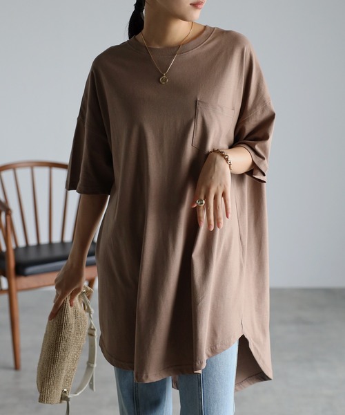 Fizz（フィズ）の「【Fizz/フィズ】　胸ポケット付きラウンドヘムビッグTシャツ（Tシャツ/カットソー・レディース・ブラック/アイボリー/ブルー/モカ/グリーン・L/M）」の3枚目の写真