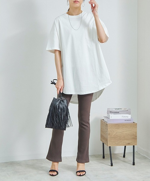 Fizz（フィズ）の「【Fizz/フィズ】　胸ポケット付きラウンドヘムビッグTシャツ（Tシャツ/カットソー・レディース・ブラック/アイボリー/ブルー/モカ/グリーン・L/M）」の6枚目の写真