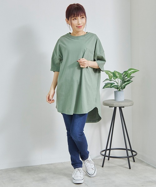 Fizz（フィズ）の「【Fizz/フィズ】　胸ポケット付きラウンドヘムビッグTシャツ（Tシャツ/カットソー・レディース・ブラック/アイボリー/ブルー/モカ/グリーン・L/M）」の14枚目の写真