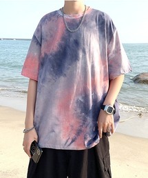 他と差がつくタイダイ染め。ビッグシルエットクルーネックTシャツ