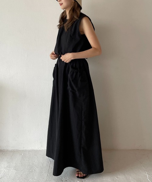 LOWRYS FARM（ローリーズファーム）の「ドロストノースリワンピース　963202（ワンピース・レディース・アイボリー/チャコールグレー/ブラック/パープル・FREE）」の2枚目の写真