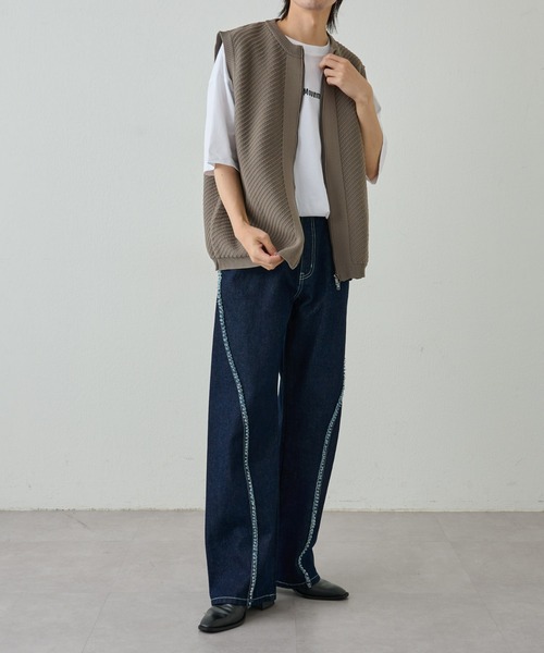 COLONY 2139（コロニートゥーワンスリーナイン）の「フルジップニットベスト（ベスト・メンズ・ブラック/グレイッシュベージュ・MEDIUM/LARGE）」の20枚目の写真