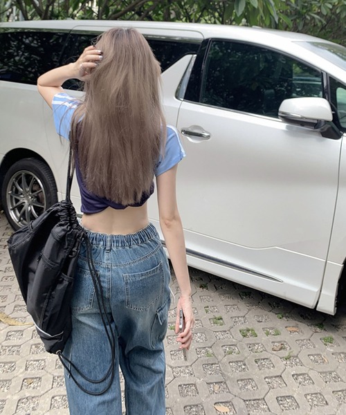 meJane（ミージェーン）の「サイドポケットワイドデニムカーゴパンツ（デニムパンツ・レディース・ブルー・S/M/L）」の2枚目の写真