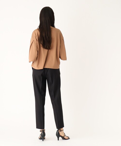 OPAQUE.CLIP（オペークドットクリップ）の「◆ストレッチテーパードパンツ【洗濯機洗い可/防シワ加工/吸水速乾】（その他パンツ・レディース・ブラック/サンドベージュ/ダークブラウン・36/38/42/40）」の6枚目の写真