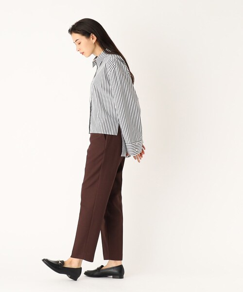 OPAQUE.CLIP（オペークドットクリップ）の「◆ストレッチテーパードパンツ【洗濯機洗い可/防シワ加工/吸水速乾】（その他パンツ・レディース・ブラック/サンドベージュ/ダークブラウン・36/38/42/40）」の13枚目の写真