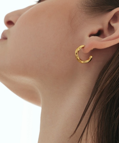 CENE（セネ）の「【CENE】セネ/ブロードピアス（ピアス（両耳用）・レディース・ゴールド・FREE）」の3枚目の写真