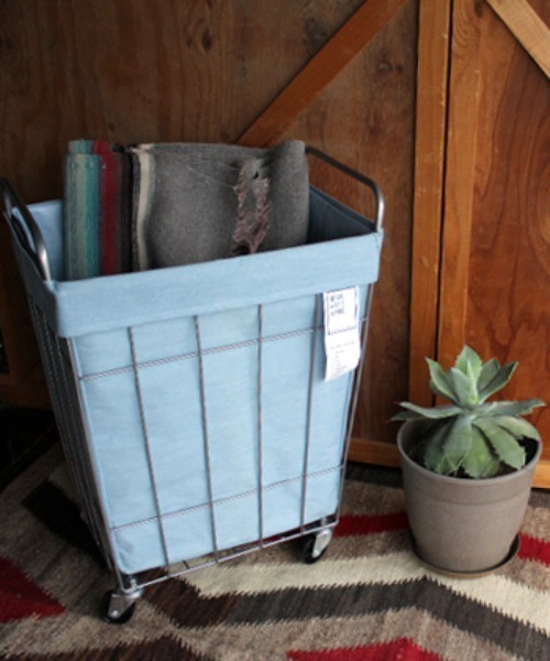 ブリッド デニム ランドリーバスケット 収納 / BRID DENIM LAUNDRY SQUARE BASKET with CASTER［45L］（収納グッズ）｜WIRE ARTS & PRO.（ワイヤーアーツアンドプロ）