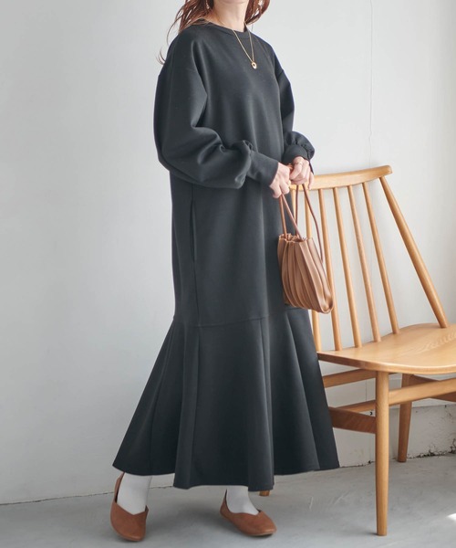 mil(ミル)の「【150㎝前後の小柄さんサイズ】ダンボール裾切替えワンピース【着心地バツグン】(ワンピース・レディース・ブラウン/ブラック/グレイッシュベージュ・XS/XXS/S)」の5枚目の写真