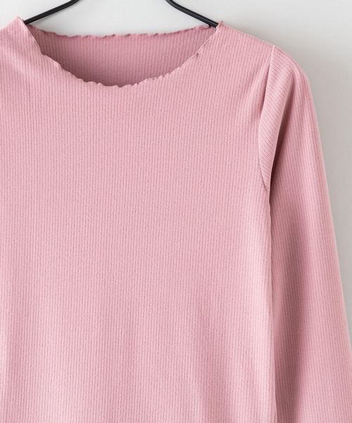 fort point(フォーポイント)の「【FORT POINT/フォートポイント】メロークルーネックロンT 首元フリル(Tシャツ/カットソー・レディース・ブラック/ピンク/イエロー/ブルー/グリーン/アイボリー・MEDIUM)」の6枚目の写真