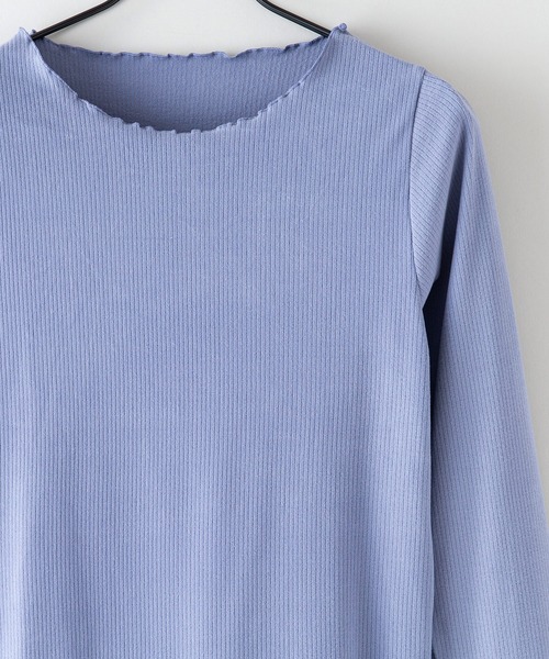 fort point(フォーポイント)の「【FORT POINT/フォートポイント】メロークルーネックロンT 首元フリル(Tシャツ/カットソー・レディース・ブラック/ピンク/イエロー/ブルー/グリーン/アイボリー・MEDIUM)」の5枚目の写真