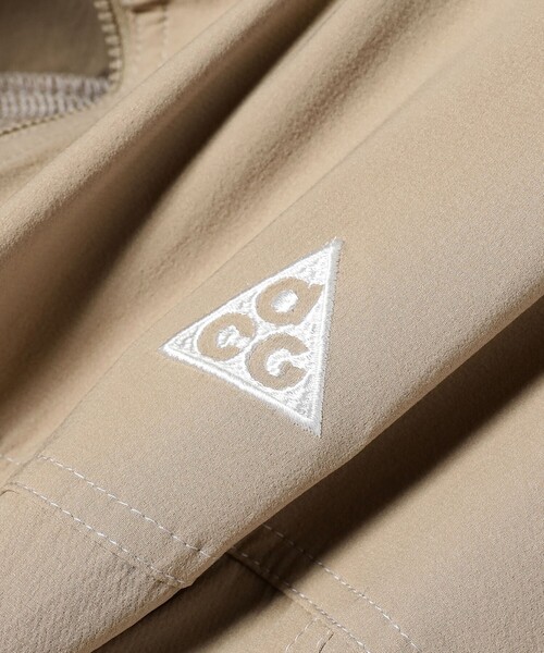 NIKE ACG（ナイキエィシージー）の「NIKE / ACG Sun Farer Jacket（ブルゾン・メンズ・カーキ・MEDIUM/LARGE/X-LARGE）」の8枚目の写真