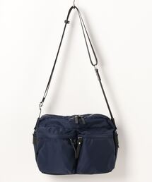 Y'SACCS（イザック）の「ダブルポケットベーシックショルダー（ショルダーバッグ）」