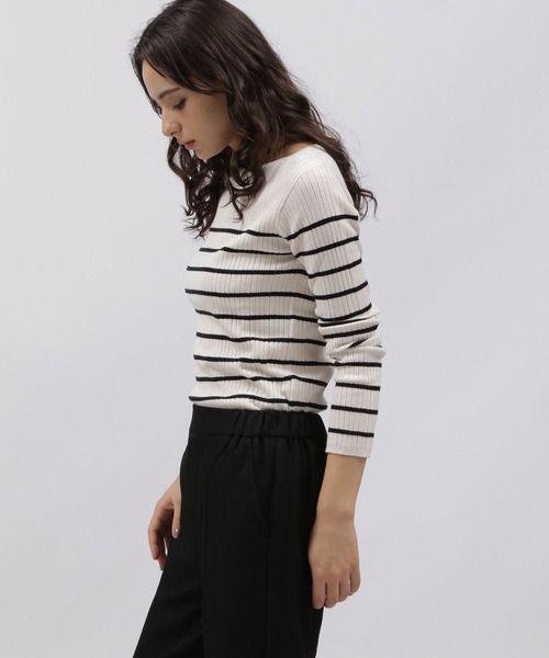 LAKOLE(ラコレ)の「12ゲージリブボートネック / 972372(ニット/セーター・レディース・セージグリーン/ネイビー/ピンク/ブラック/オフホワイト/アイボリー・MEDIUM/SMALL)」の9枚目の写真