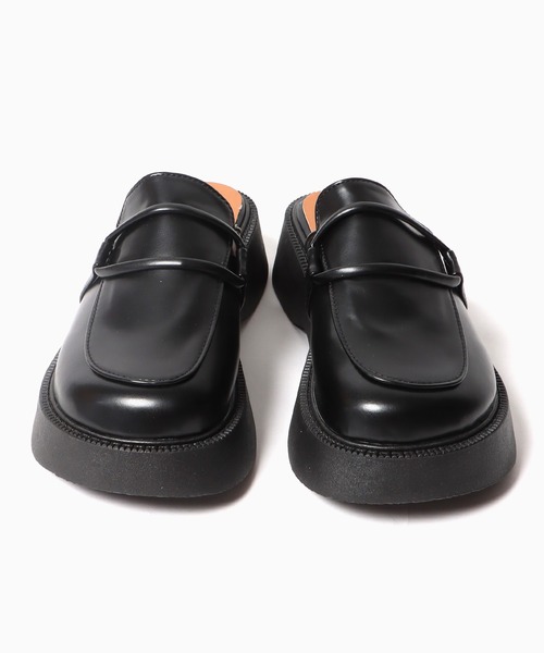 Chick(チック)の「【TAE×Chick】ラウンドミュールローファー(ローファー・レディース・ホワイト/ブラック・23.5/24/24.5/23)」の17枚目の写真