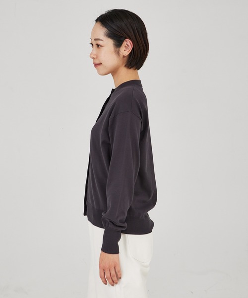 qualite（カリテ）の「【アンサンブル対応】コットンハイゲージニットカーディガン（カーディガン/ボレロ・レディース・チャコールグレー/ブルー/グレイッシュベージュ/オフホワイト・フリー）」の13枚目の写真