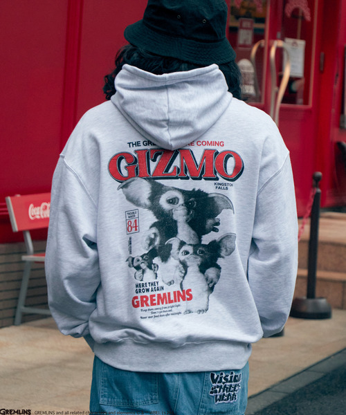 VENCEEXCHANGE（ヴァンスエクスチェンジ）の「GREMLINS グレムリン GIZMO ギズモ ヴィンテージ風フォトプリントスウェットパーカー（パーカー・メンズ・ブルー系その他/チャコールグレー/ライトグレー・M/L/LL）」の5枚目の写真