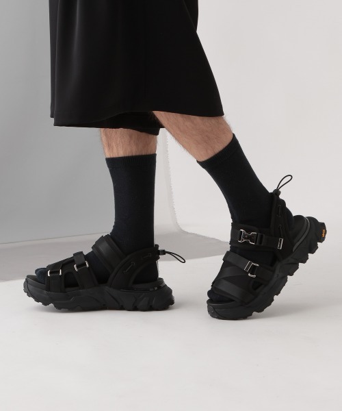 HARE(ハレ)の「Vibramクロスサンダル(HARE)(サンダル・メンズ・ブラック・MEDIUM/LARGE)」の21枚目の写真