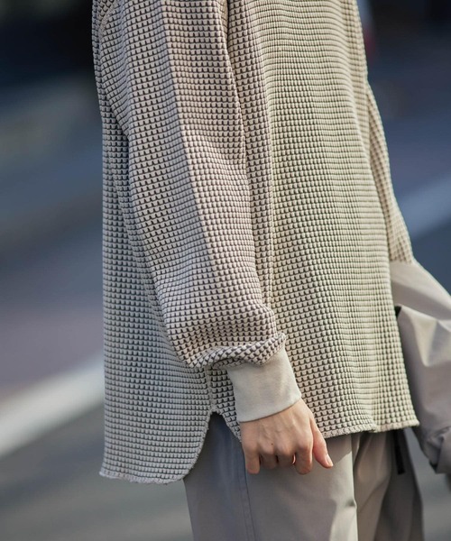 URBAN RESEARCH（アーバンリサーチ）の「コントラストワッフルロングスリーブ（Tシャツ/カットソー・メンズ・ベージュ系その他/ネイビー・MEDIUM/LARGE）」の9枚目の写真