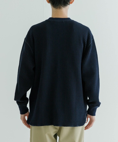 URBAN RESEARCH（アーバンリサーチ）の「コントラストワッフルロングスリーブ（Tシャツ/カットソー・メンズ・ベージュ系その他/ネイビー・MEDIUM/LARGE）」の18枚目の写真
