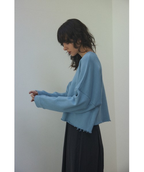 BLACK BY MOUSSY(ブラックバイマウジー)の「cut off sweat tops(カットオフスウェットトップス)(スウェット・レディース・ホワイト/ライトブルー/グレー・FREE)」の10枚目の写真