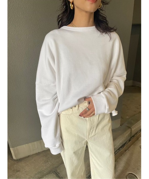 BLACK BY MOUSSY(ブラックバイマウジー)の「cut off sweat tops(カットオフスウェットトップス)(スウェット・レディース・ホワイト/ライトブルー/グレー・FREE)」の5枚目の写真