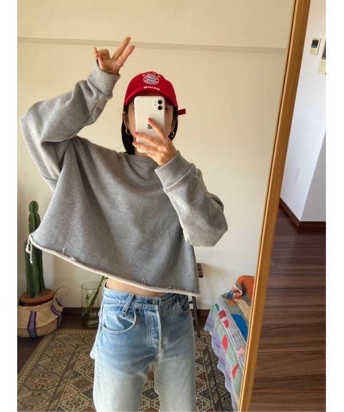 BLACK BY MOUSSY(ブラックバイマウジー)の「cut off sweat tops(カットオフスウェットトップス)(スウェット・レディース・ホワイト/ライトブルー/グレー・FREE)」の7枚目の写真