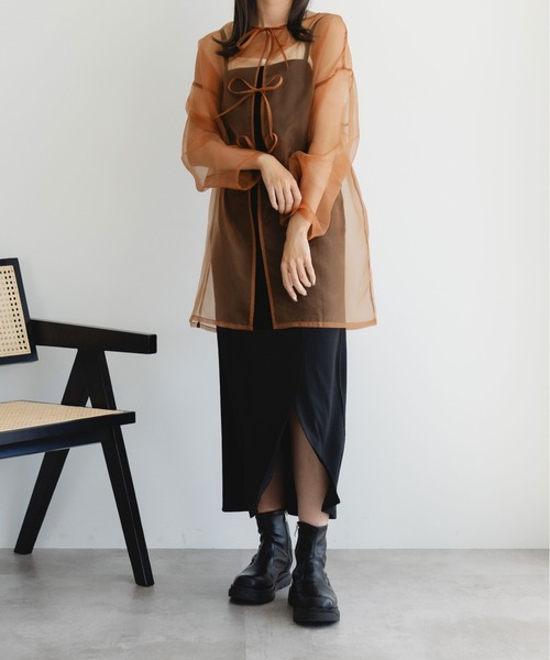 fupel（フぺル）の「2WAYシアーリボントップス（シャツ/ブラウス・レディース・ライトベージュ/グレイッシュブルー/ライトブラウン/ピンク・FREE）」の16枚目の写真