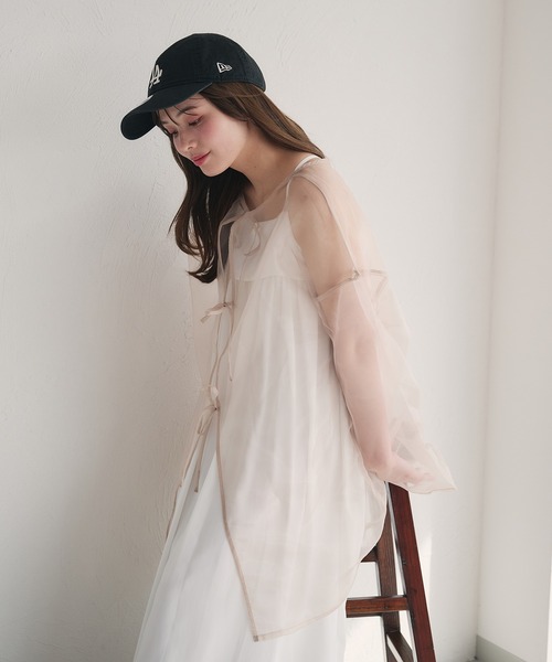 fupel（フぺル）の「2WAYシアーリボントップス（シャツ/ブラウス・レディース・ライトベージュ/グレイッシュブルー/ライトブラウン/ピンク・FREE）」の21枚目の写真