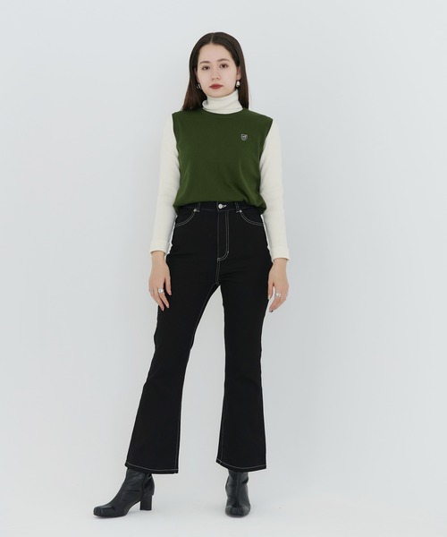 TINA：JOJUN（ティーナジョジュン）の「ブーツカットデニムパンツ（デニムパンツ・レディース・ライトブルー・S）」の11枚目の写真