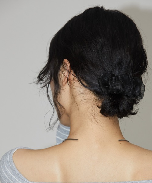 Aunt Marie's（アントマリーズ）の「オーガンジーギャザーヘアカフ（バレッタ/ヘアクリップ・レディース・アイボリー/ブラック/カーキ・FREE）」の12枚目の写真