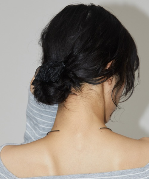 Aunt Marie's（アントマリーズ）の「オーガンジーギャザーヘアカフ（バレッタ/ヘアクリップ・レディース・アイボリー/ブラック/カーキ・FREE）」の13枚目の写真