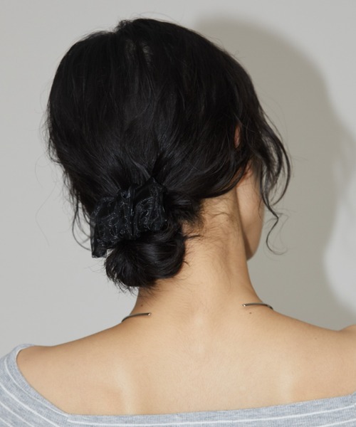 Aunt Marie's（アントマリーズ）の「オーガンジーギャザーヘアカフ（バレッタ/ヘアクリップ・レディース・アイボリー/ブラック/カーキ・FREE）」の14枚目の写真