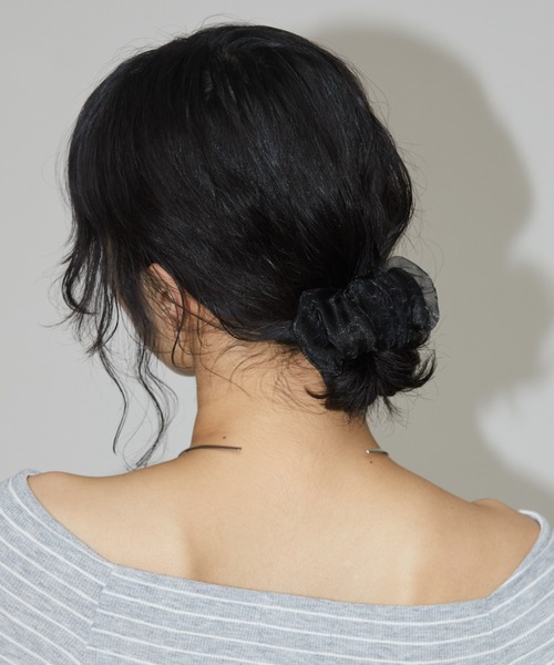 Aunt Marie's（アントマリーズ）の「オーガンジーギャザーヘアカフ（バレッタ/ヘアクリップ・レディース・アイボリー/ブラック/カーキ・FREE）」の11枚目の写真