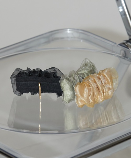 Aunt Marie's（アントマリーズ）の「オーガンジーギャザーヘアカフ（バレッタ/ヘアクリップ・レディース・アイボリー/ブラック/カーキ・FREE）」の7枚目の写真