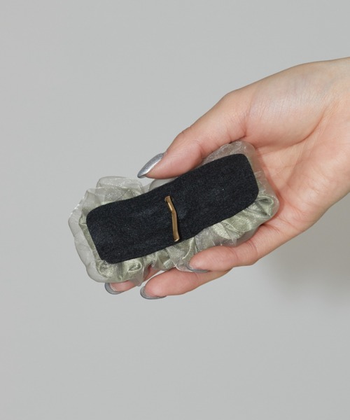 Aunt Marie's（アントマリーズ）の「オーガンジーギャザーヘアカフ（バレッタ/ヘアクリップ・レディース・アイボリー/ブラック/カーキ・FREE）」の8枚目の写真