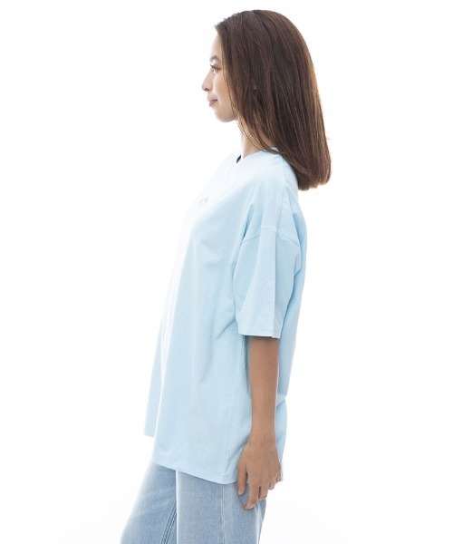 BILLABONG(ビラボン)の「BILLABONG レディース ARCH LOGO LOOSE TEE Tシャツ 【2024年春夏モデル】/ビラボンワンポイントロゴ半袖バックプリントTシャツ(Tシャツ/カットソー・レディース・イエロー系その他/ブラック/ホワイト/ブルー系その他・MEDIUM)」の10枚目の写真
