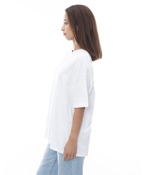 BILLABONG(ビラボン)の「BILLABONG レディース ARCH LOGO LOOSE TEE Tシャツ 【2024年春夏モデル】/ビラボンワンポイントロゴ半袖バックプリントTシャツ(Tシャツ/カットソー・レディース・イエロー系その他/ブラック/ホワイト/ブルー系その他・MEDIUM)」の5枚目の写真