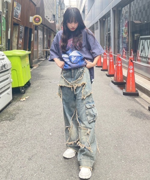 MAHAGRID（マハグリッド）の「『mahagrid/マハグリッド』 SMOKING CAT TEE/スモーキング猫 Tシャツ（Tシャツ/カットソー・レディース・ブラック/ネイビー・M/L/S）」の16枚目の写真