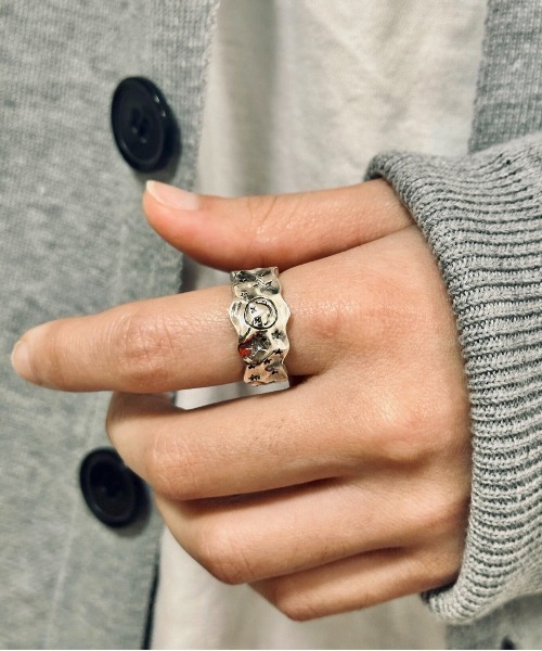 blatto（ブラット）の「【blatto 925silver】デザイン リング シルバー bla-ring-f003 U（リング・メンズ・C/D/E/F/S/T/U/V/W/H/J/O/Q/X/Z/K/L/M/N/B/G/I/P/R/Y・FREE）」の11枚目の写真