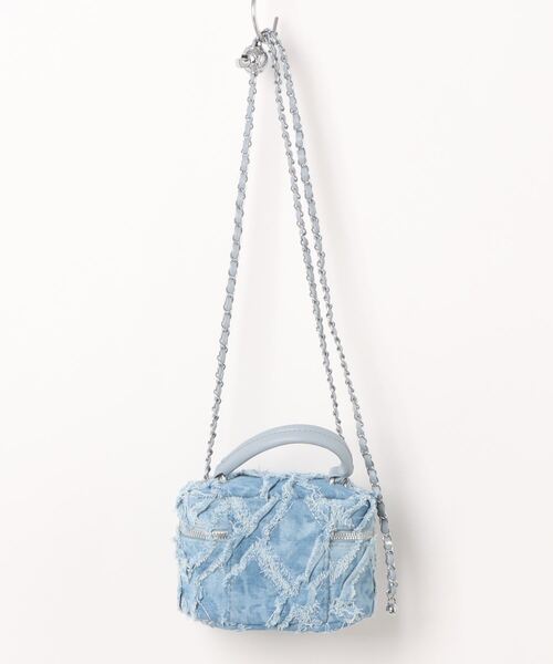 clear(クリア)の「フリンジデニムバニティバッグ(ショルダーバッグ・レディース・ライトブルー/ブルー・F)」の3枚目の写真