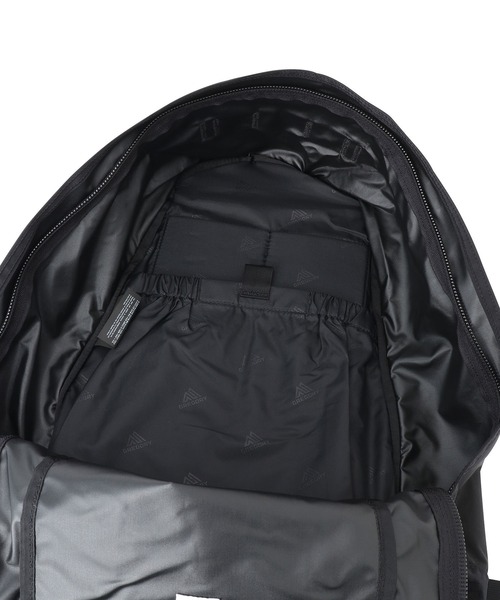 JUNRED（ジュンレッド）の「【 GREGORY / グレゴリー 】クラシック デイパック（バックパック/リュック・メンズ・ブラック・FREE）」の12枚目の写真