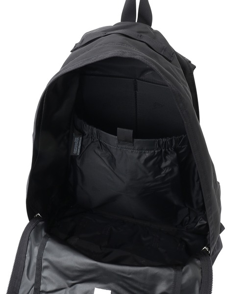 JUNRED（ジュンレッド）の「【 GREGORY / グレゴリー 】クラシック デイパック（バックパック/リュック・メンズ・ブラック・FREE）」の11枚目の写真