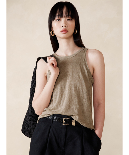 Banana Republic（バナナリパブリック）の「リネン レーサータンクトップ（タンクトップ・レディース・ベージュ/ブラック/アイボリー・XS/S/L/M）」の7枚目の写真