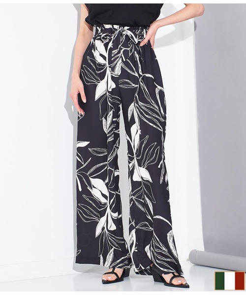 Settimissimo（セッティミッシモ）の「ITALY ボタニカル プリント リボンベルト付 フレアパンツ（その他パンツ・レディース・ライトベージュ/ブラック・FREE）」の2枚目の写真