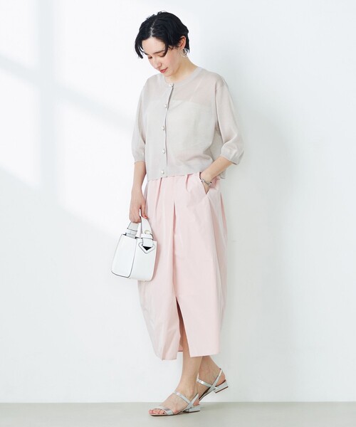 NOLLEY’S（ノーリーズ）の「《手洗い可能》《アンサンブル対応》シアークルーネックカーディガン（カーディガン/ボレロ・レディース・ピンク/ベージュ/ブラック・38）」の6枚目の写真