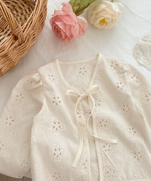 aimoha（アイモハ）の「【aimoha-KIDS-】コットンレースカーディガン（カーディガン/ボレロ・キッズ・オフホワイト・90/100/110/120/80/130）」の8枚目の写真