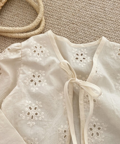 aimoha（アイモハ）の「【aimoha-KIDS-】コットンレースカーディガン（カーディガン/ボレロ・キッズ・オフホワイト・90/100/110/120/80/130）」の14枚目の写真