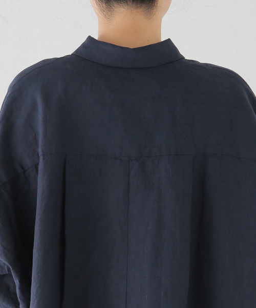 JOURNAL STANDARD LUXE（ジャーナルスタンダード　ラックス）の「40リネン チュニックシャツ（シャツ/ブラウス・レディース・ホワイト/ネイビー・FREE）」の6枚目の写真