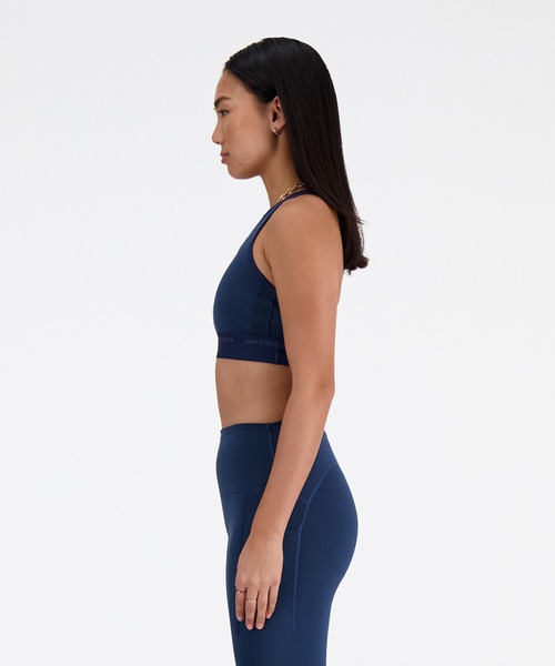 NEW BALANCE（ニューバランス）の「NB Sleek ミディアムサポートスポーツブラ（ブラジャー・レディース・ネイビー・SMALL/MEDIUM/LARGE/X-LARGE）」の2枚目の写真
